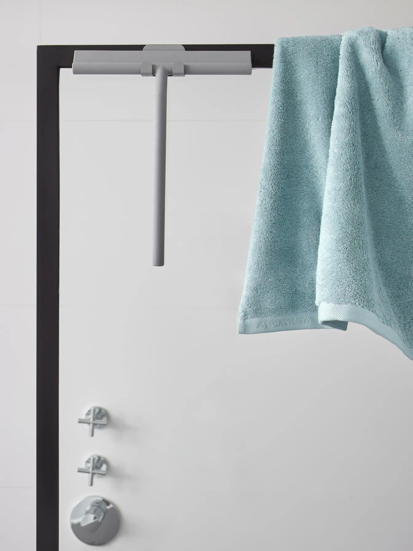 Flash Sale Bath & Living Aquanova ARVID shower wiper, color Linen (ARVBWM-16) Linen-16