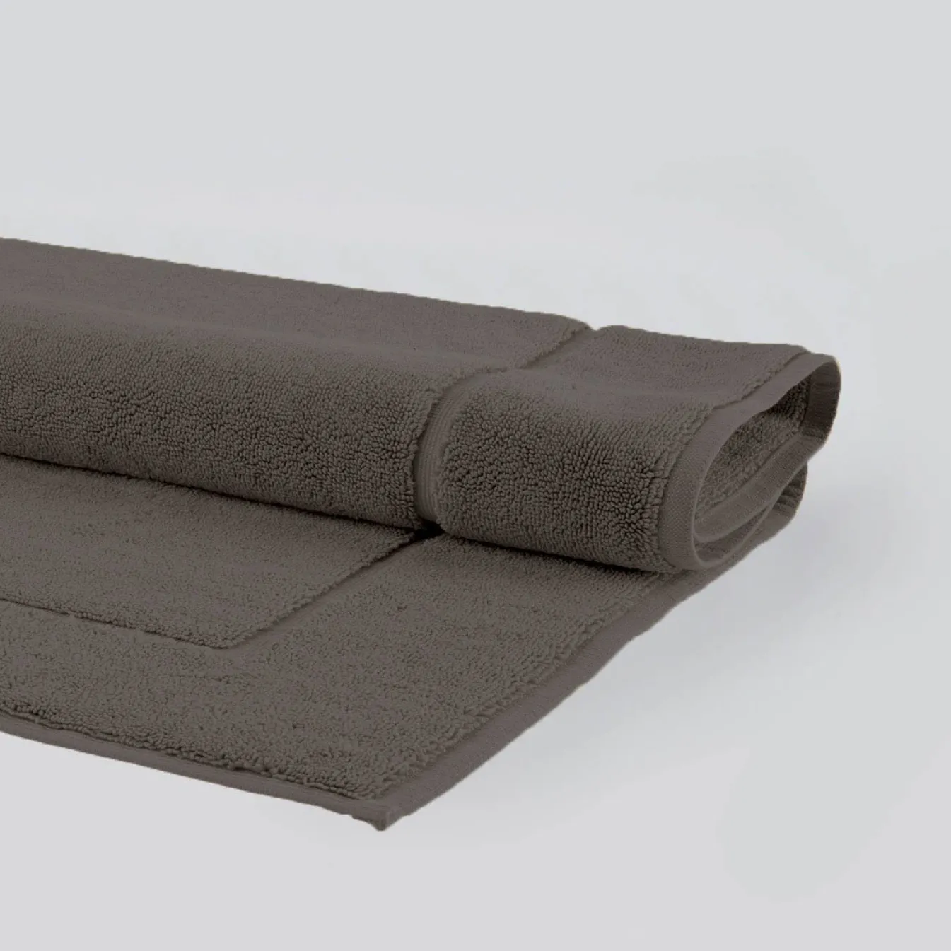 Outlet Bath & Living Aquanova Bath mat LONDON color Ash-109