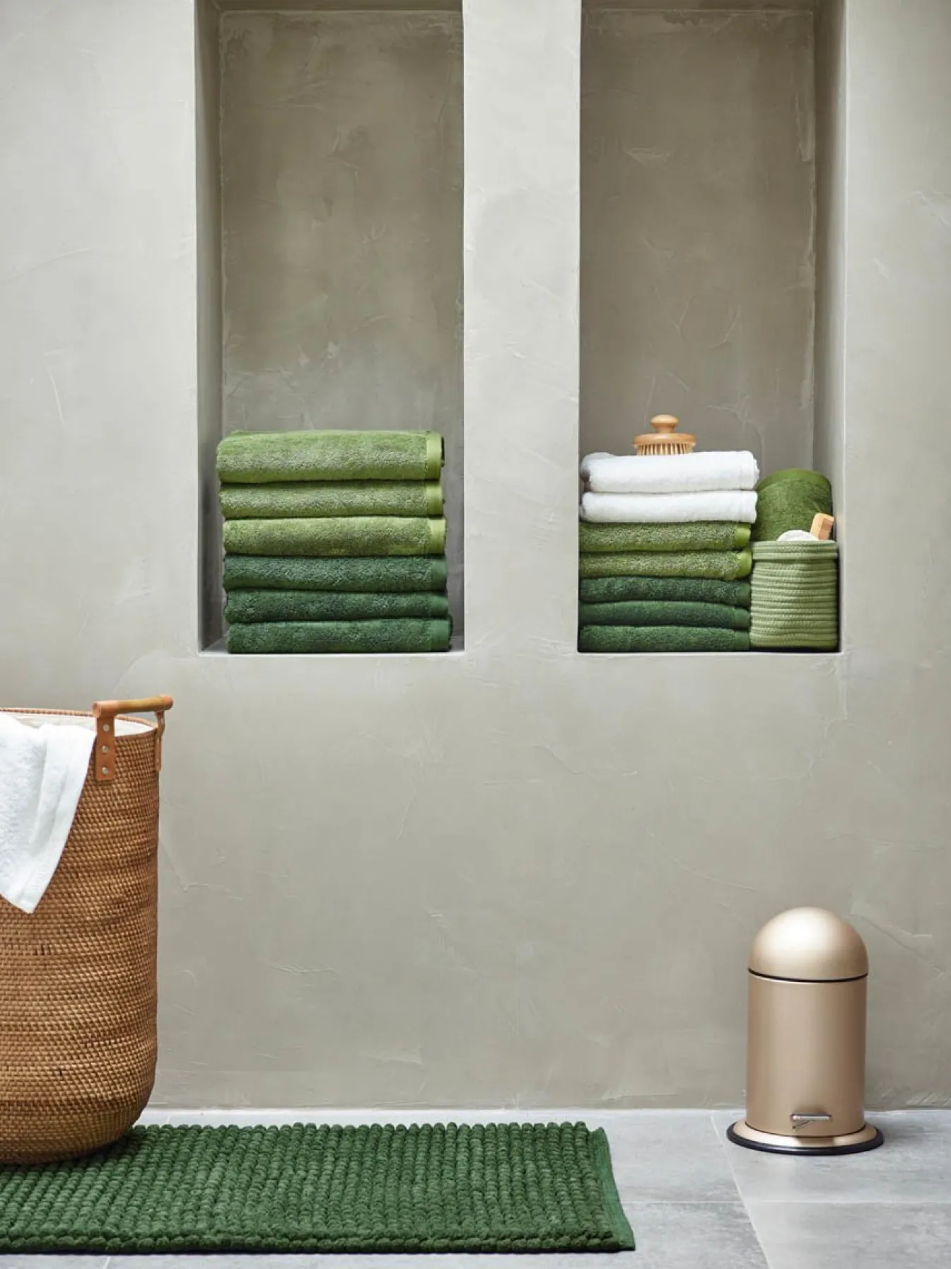 Cheap Bath & Living Aquanova Bath mat LONDON color Cedar-702