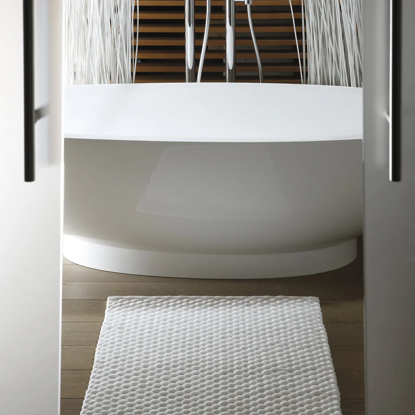 Discount Bath & Living Aquanova Bath mat MAKS color Dark Gray-98 DarkGrey-98
