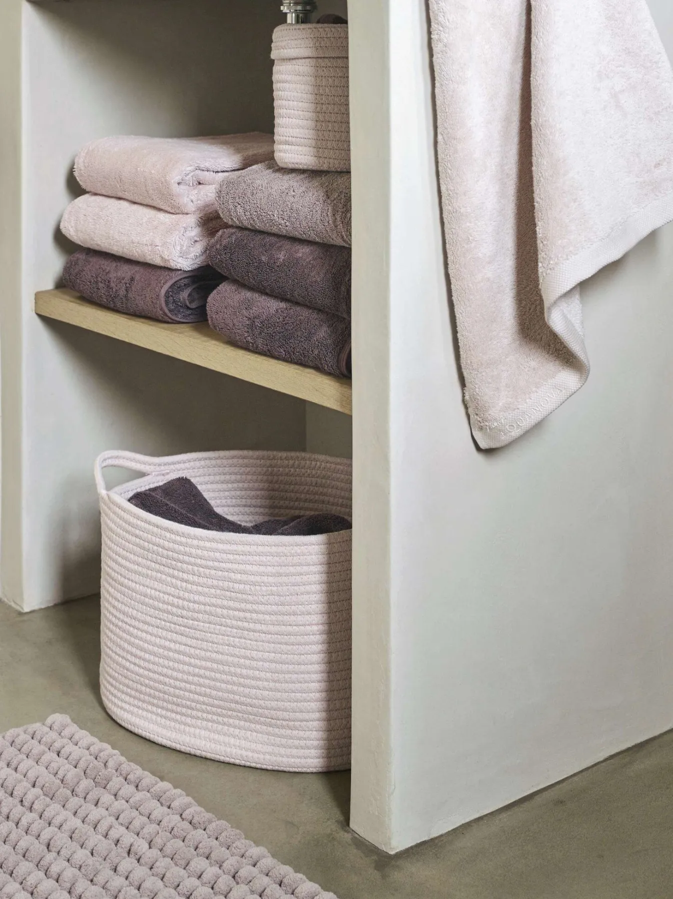 Flash Sale Bath & Living Aquanova Bath textiles LONDON color Calla-824