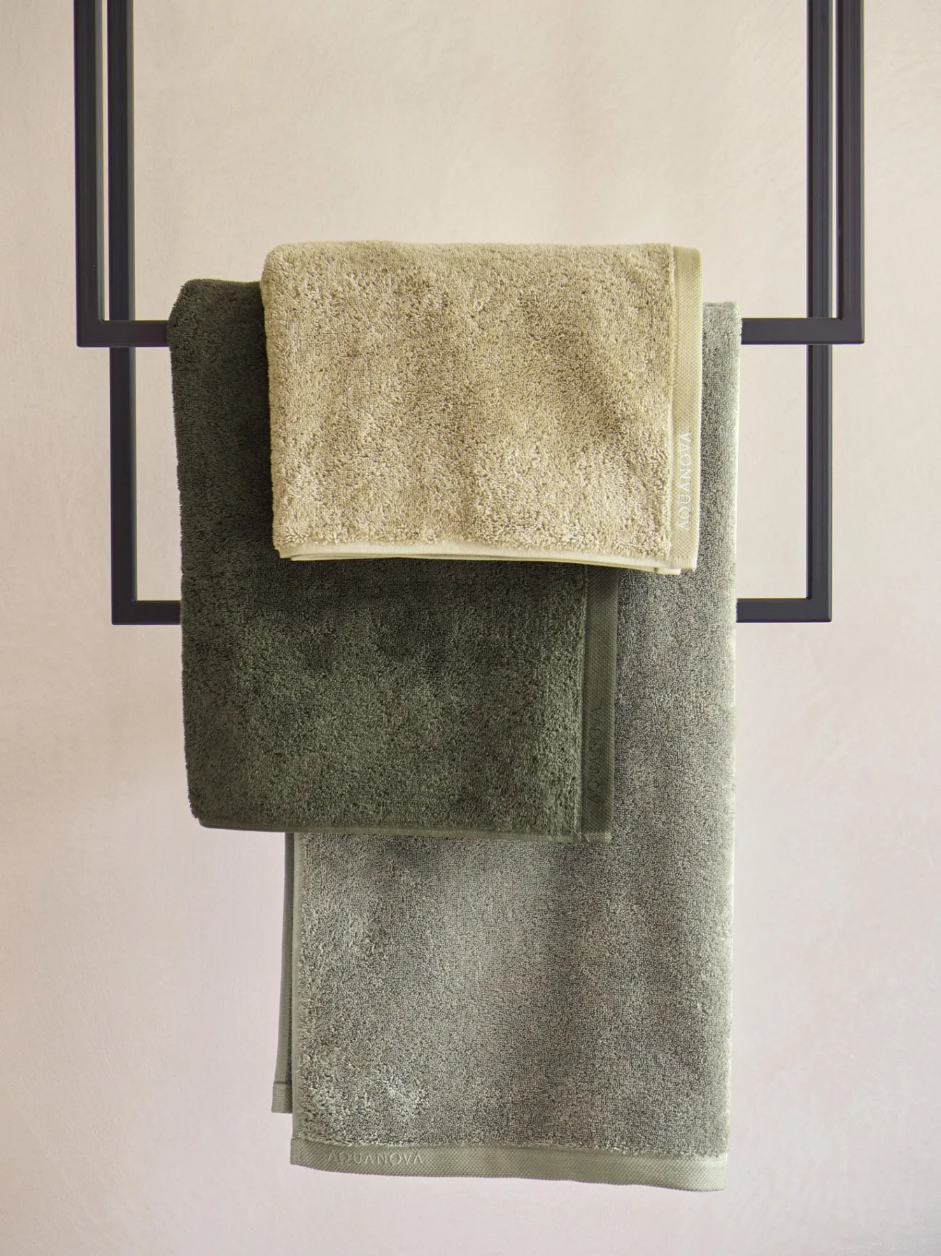 Flash Sale Bath & Living Aquanova Bath textiles LONDON color Hemp-512