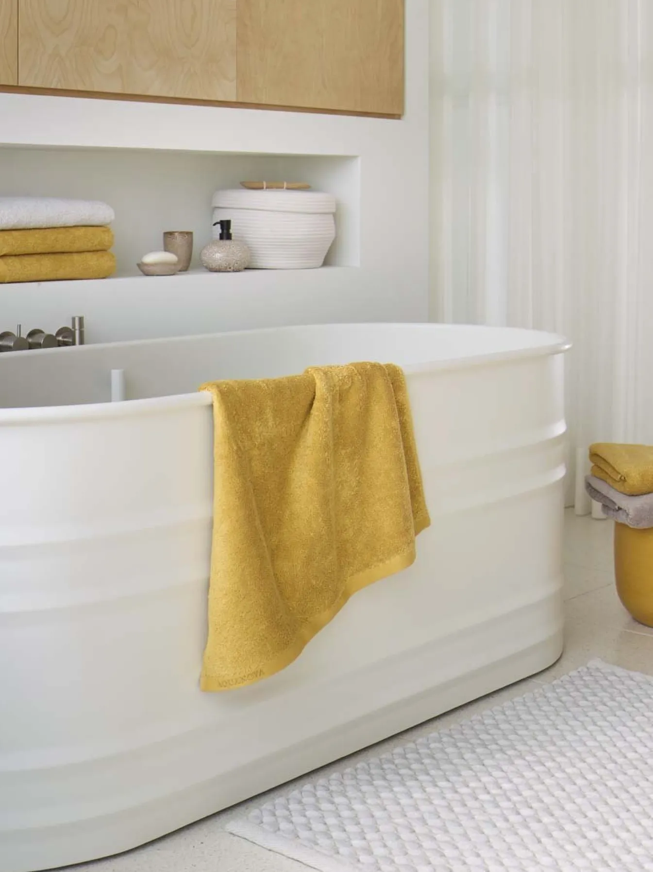 Best Sale Bath & Living Aquanova Bath textiles LONDON color Mimosa-122