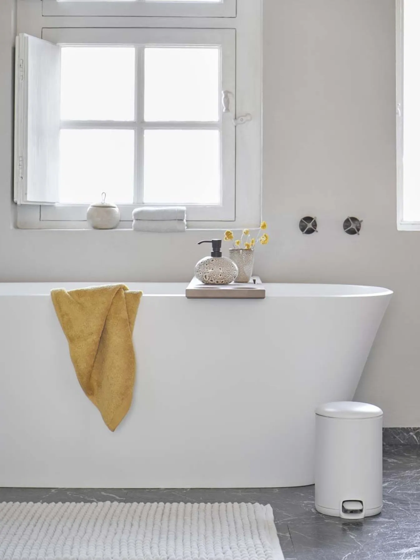 Best Sale Bath & Living Aquanova Bath textiles LONDON color Mimosa-122