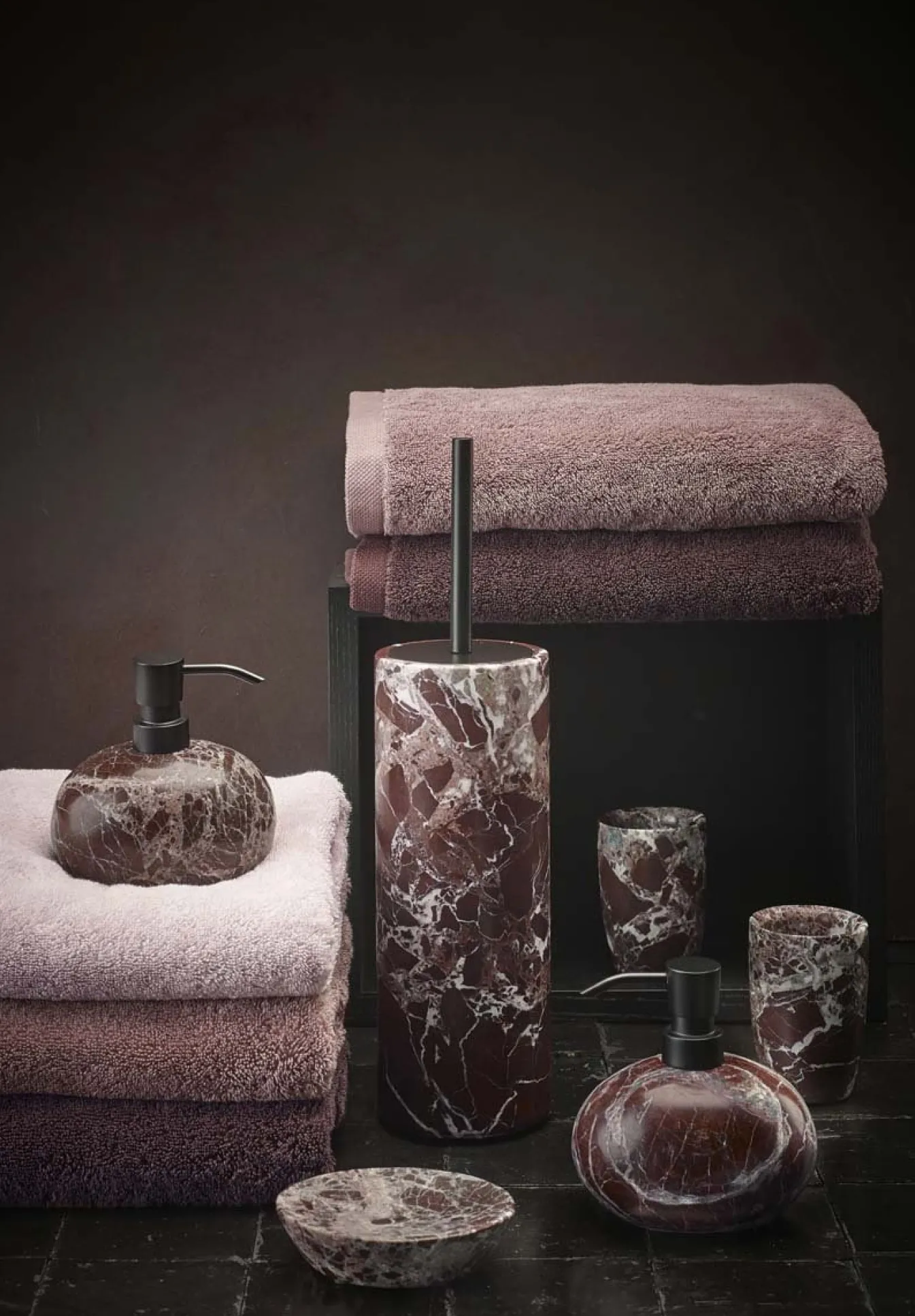 Hot Bath & Living Aquanova Cup MUNDO color Rosso (MUNTUM-559) Rosso-559
