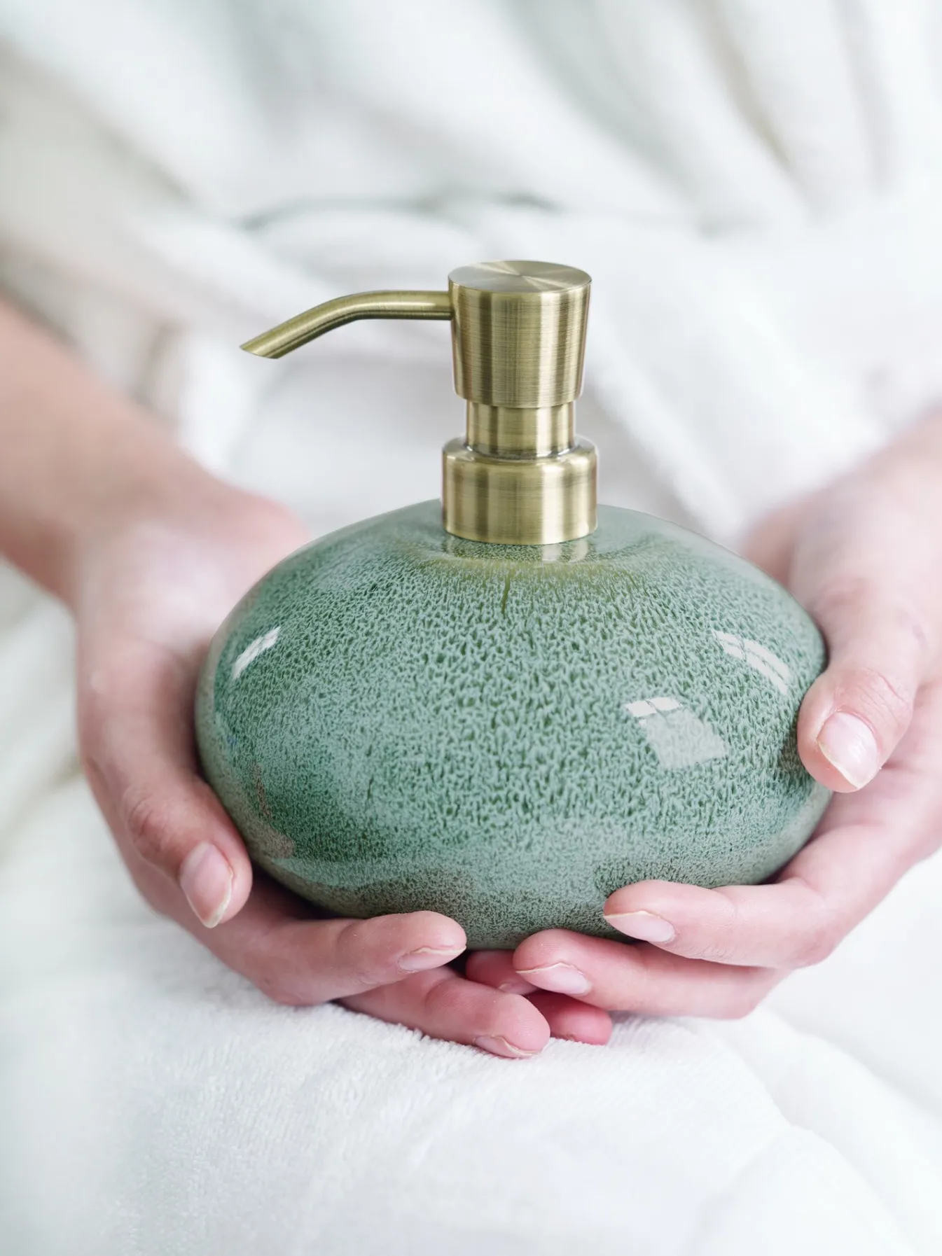 Best Bath & Living Aquanova Gift box Ugo soap dispenser Forest  Paris soap Agrumes (GIFTUGODIS854-AGR) Forest-269