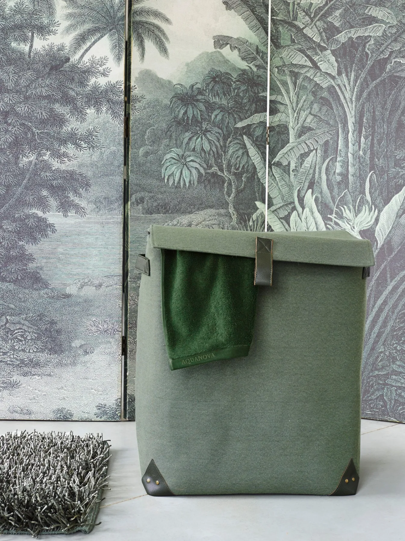 Hot Bath & Living Aquanova Laundry basket ARIAN color Dark Gray (ARILAL-98)
