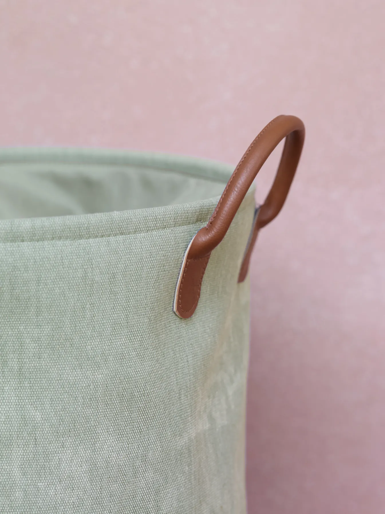 Hot Bath & Living Aquanova Laundry basket YORK color Sage Green-582 (green) SageGreen-582