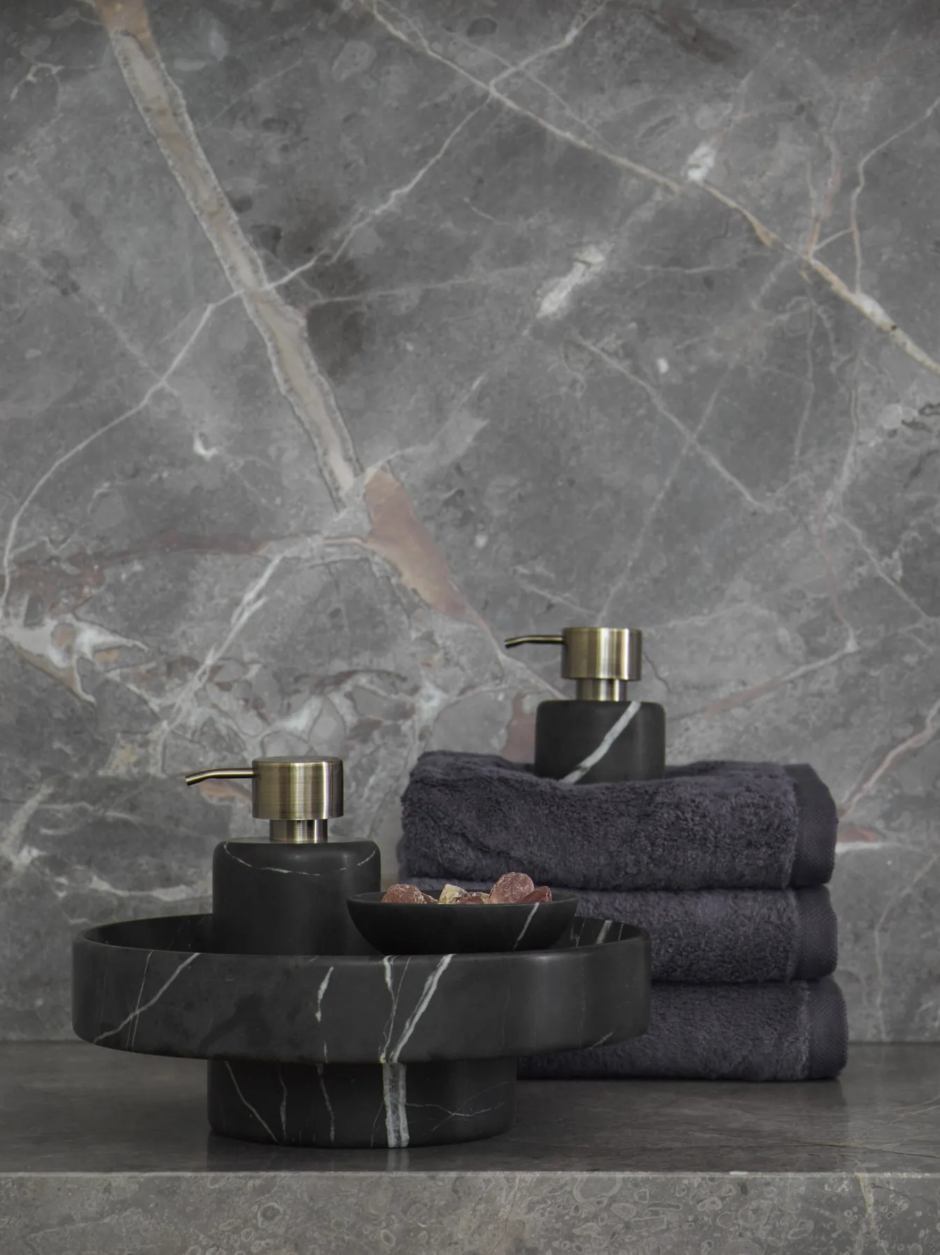 Shop Bath & Living Aquanova Plateau NERO color Black (black) Black-09