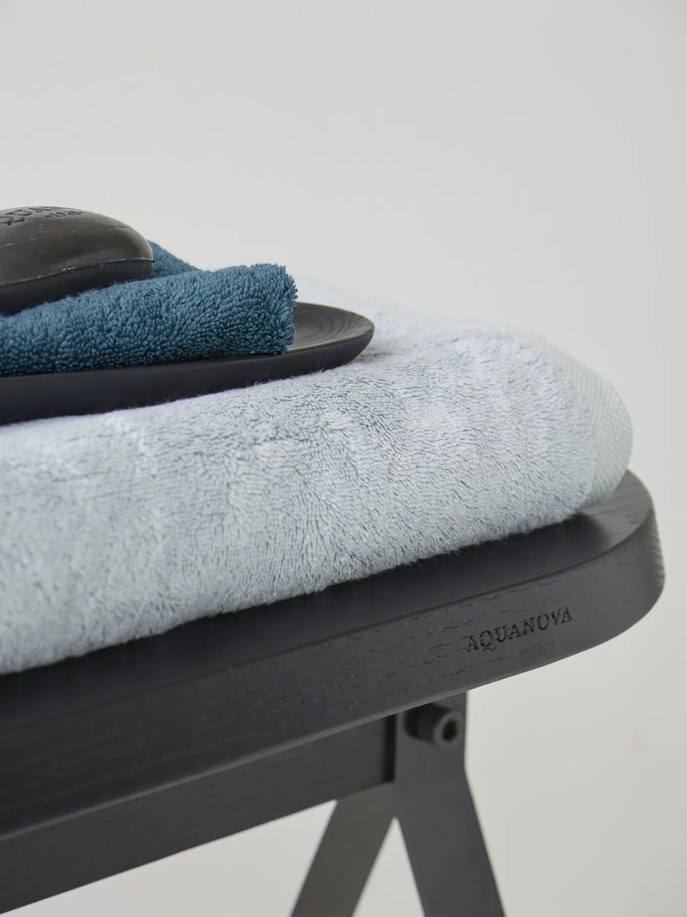 Best Bath & Living Aquanova Stool BRYN color Black (black) Black-09