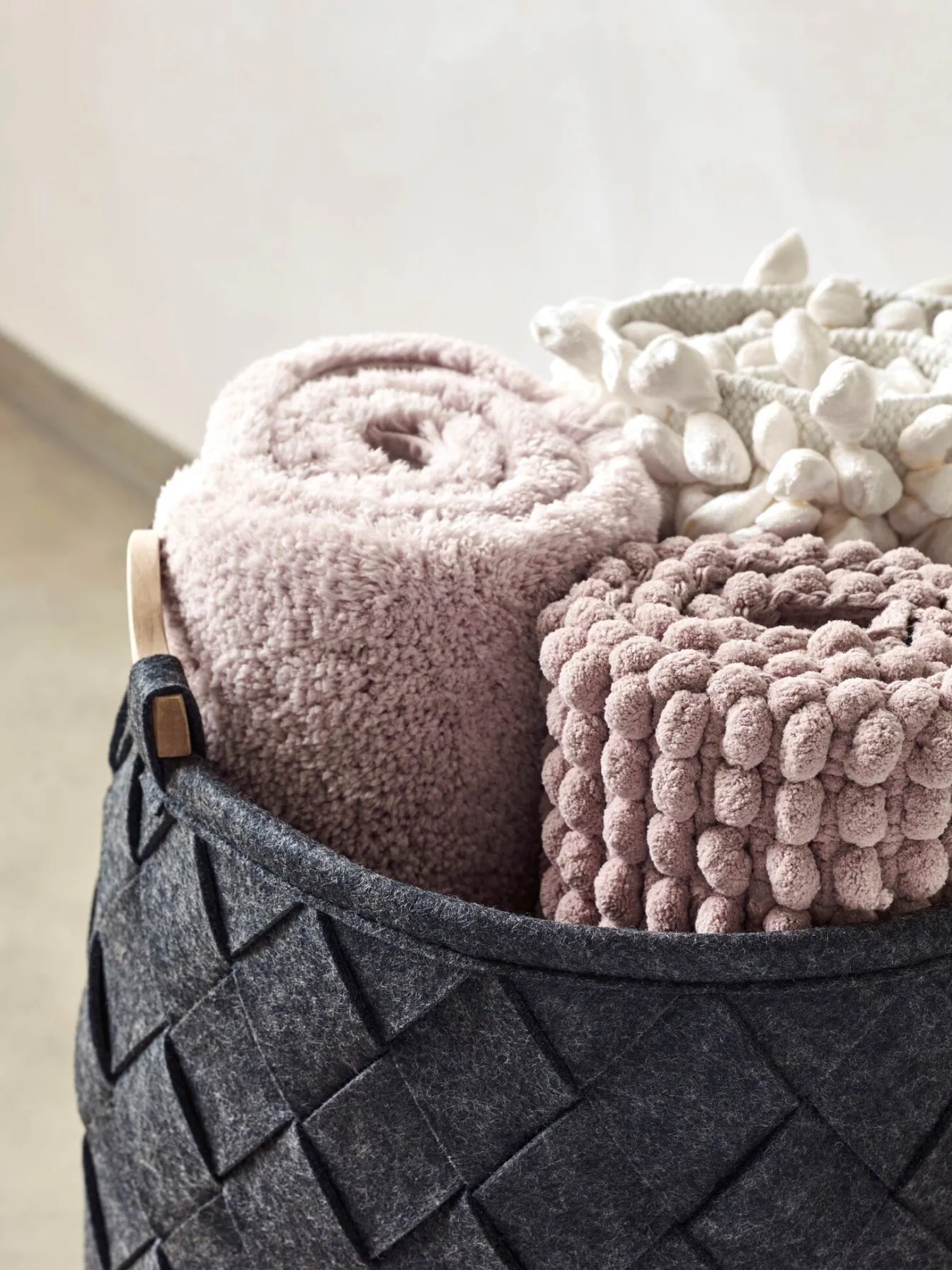 Shop Bath & Living Aquanova Storage basket AMY color Dark Gray-98 (gray / anthracite) medium DarkGrey-98