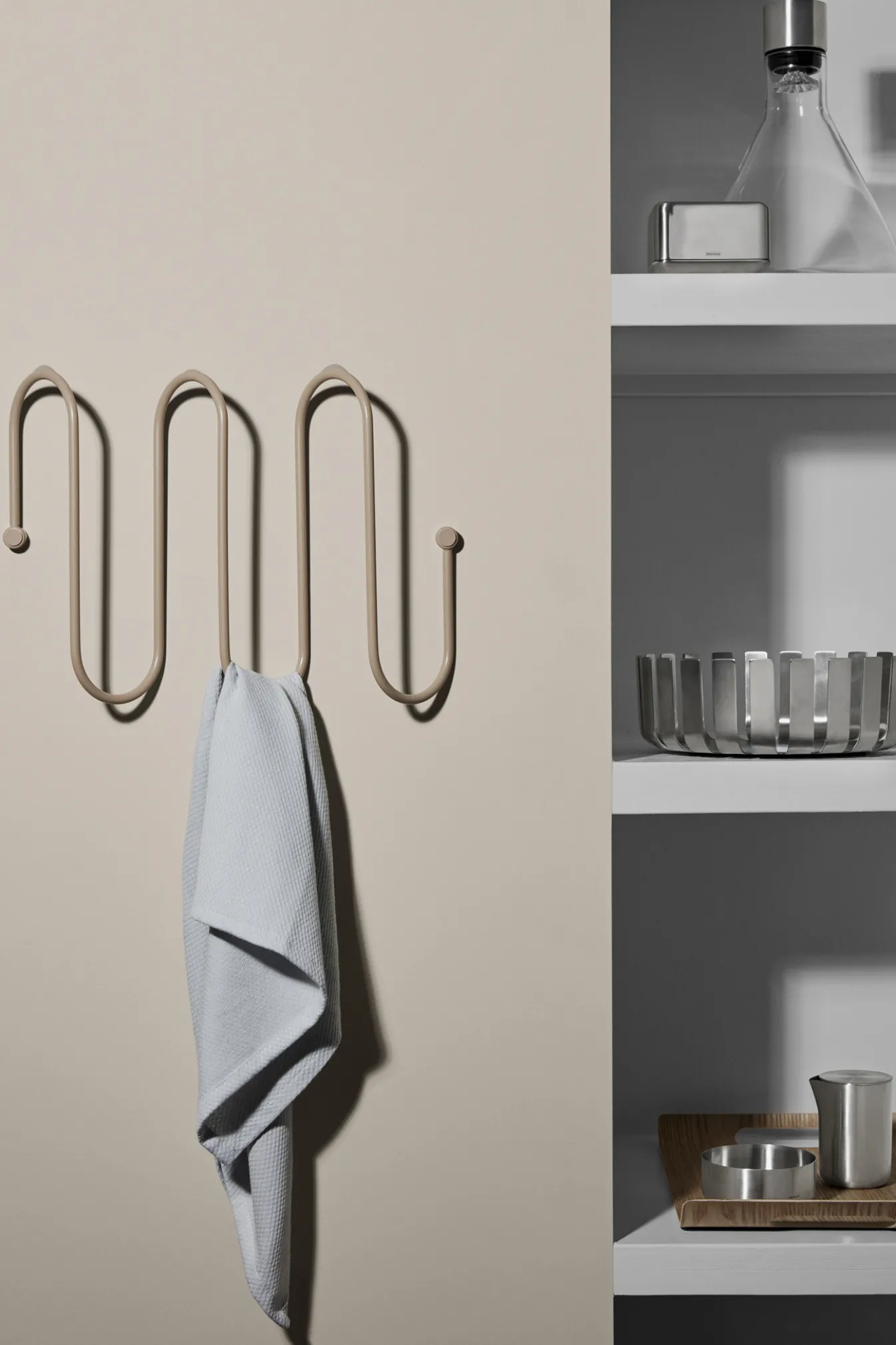 Sale Bath & Living Blomus CURL coat rack color Nomad (Medium) 65917