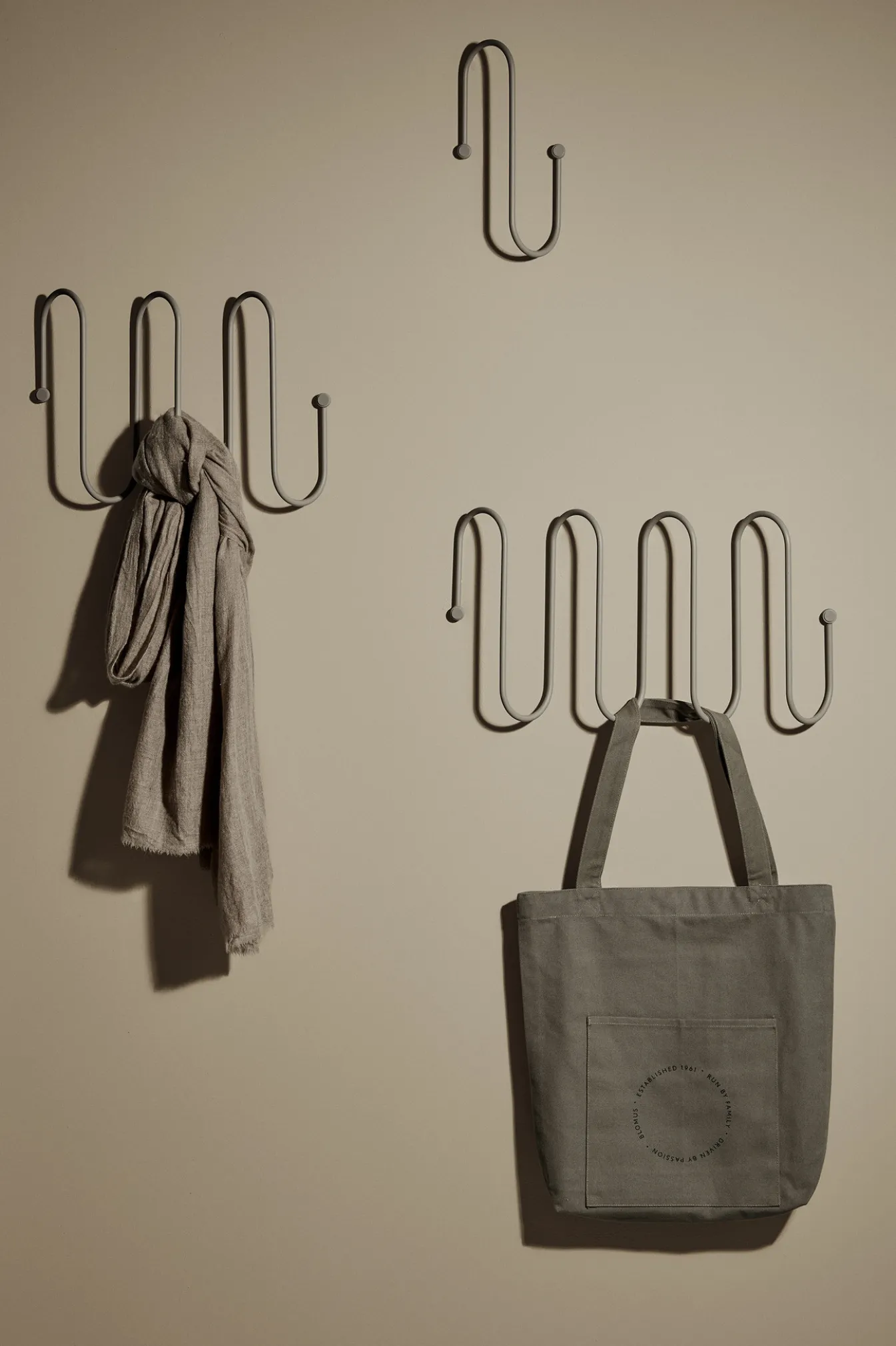 Cheap Bath & Living Blomus CURL coat rack Steel Gray (Small) 65913