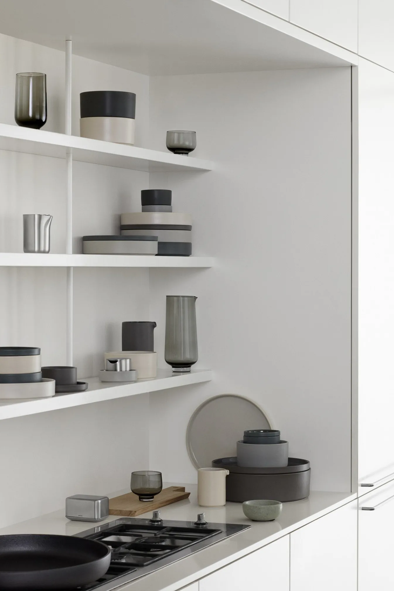 Online Bath & Living Blomus PILAR flat plate / dinner plate 27 cm Mirage Gray (grey) set/4 (63717) MirageGrey
