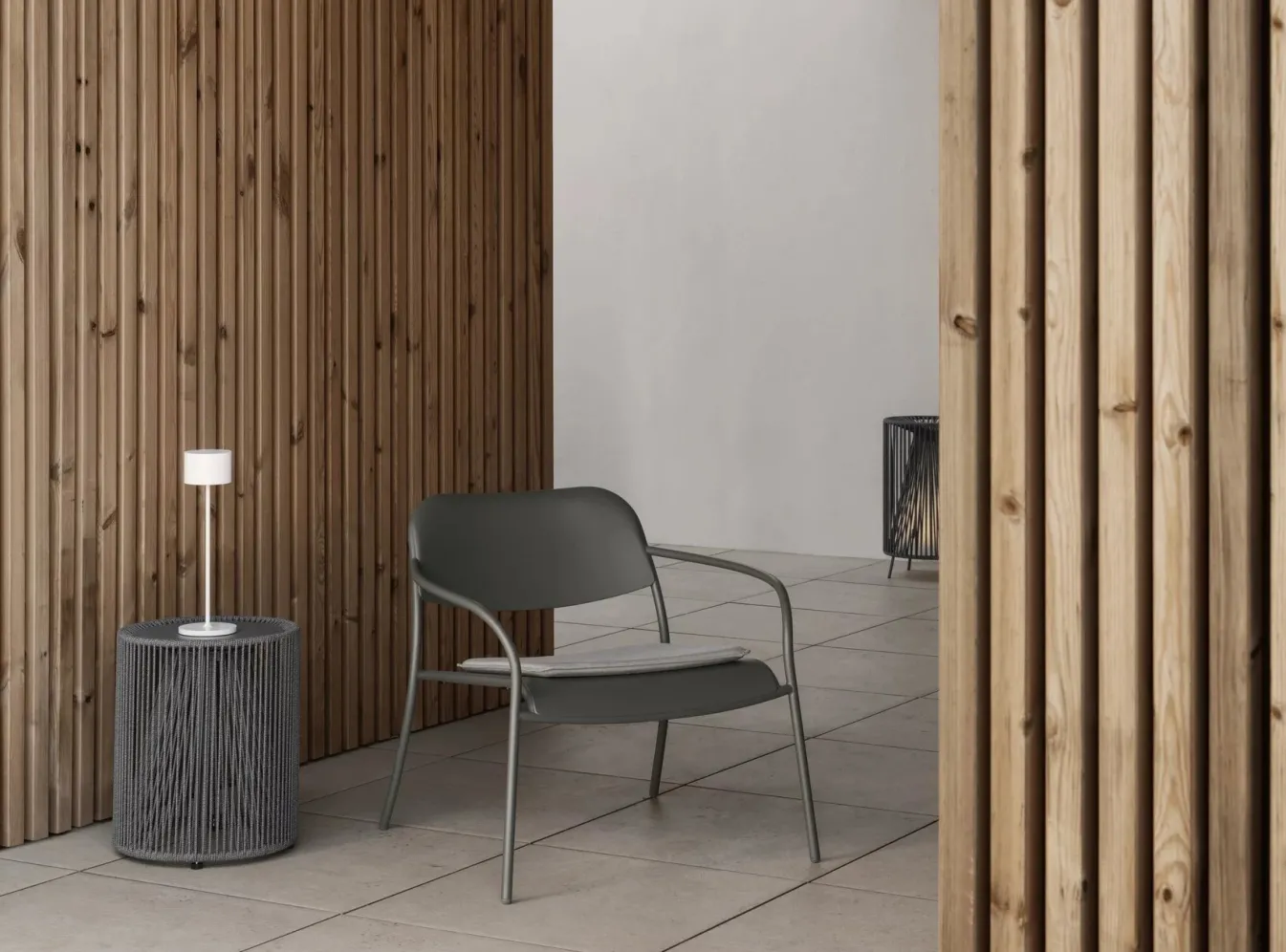 Discount Bath & Living Blomus ROPE side table color (small) 66727 Coal