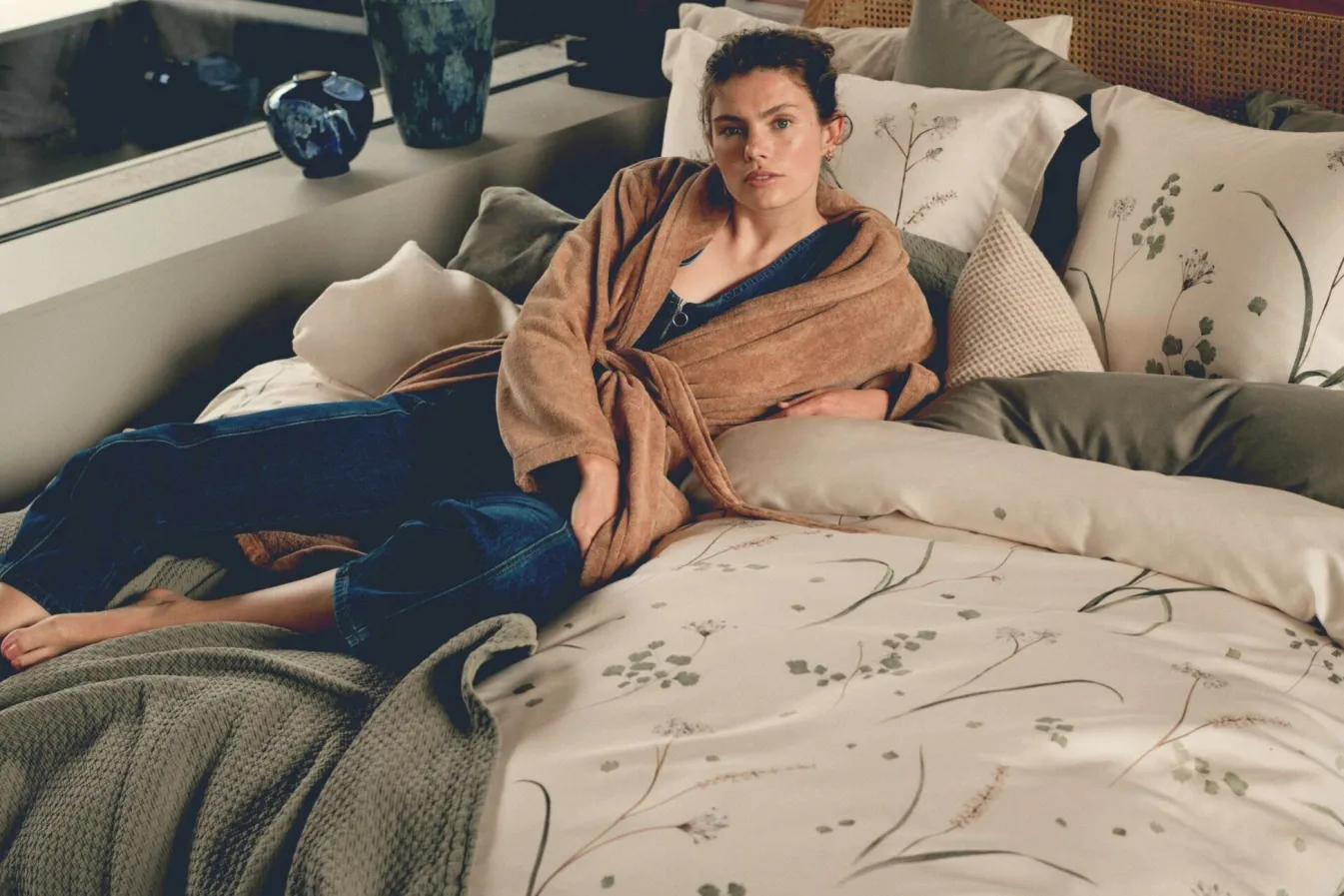 Discount Bath & Living Vandyck Bathrobe GRACE color Fudge (BAGE21203)