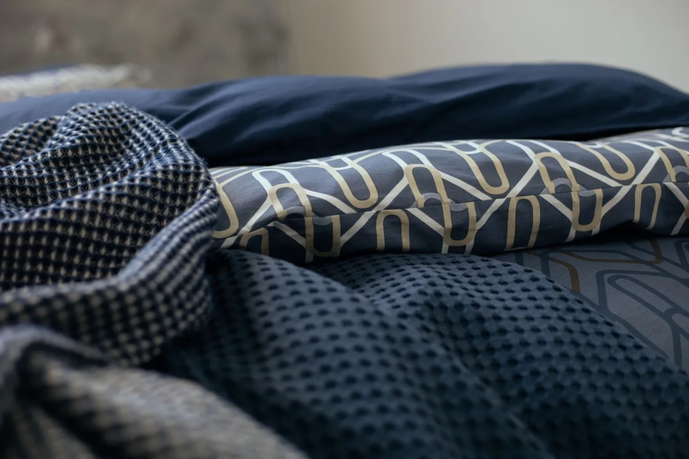 Sale Bath & Living Vandyck Duvet cover ARROW multicolor 240x220 cm (cotton)