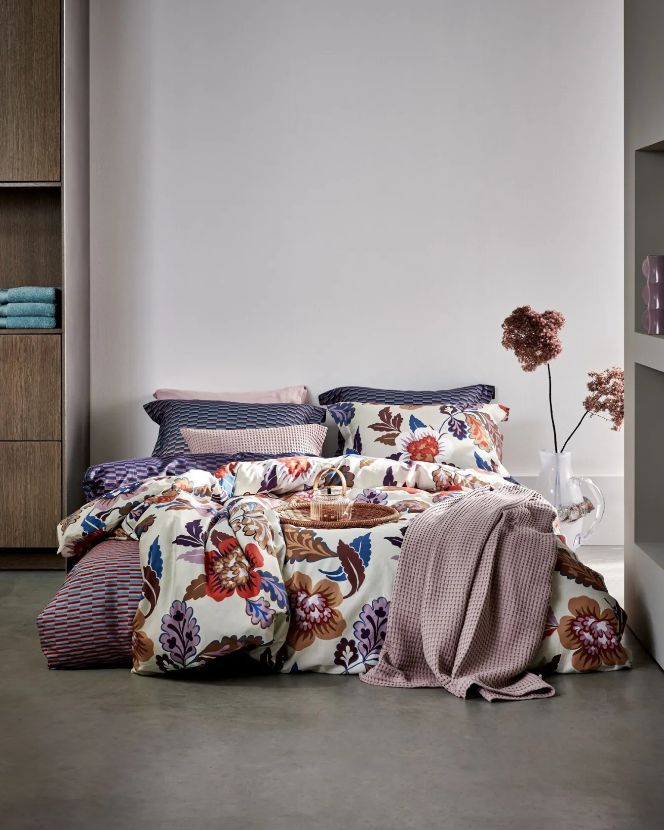 New Bath & Living Vandyck Duvet cover GRAPHIC multi 240x220 cm (satin cotton)