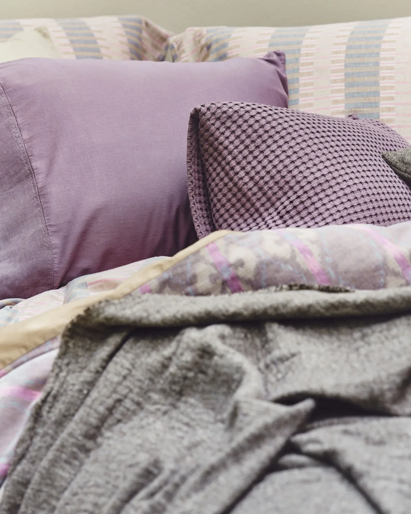 Shop Bath & Living Vandyck Duvet cover PURE 74 multicolor 140x220 cm