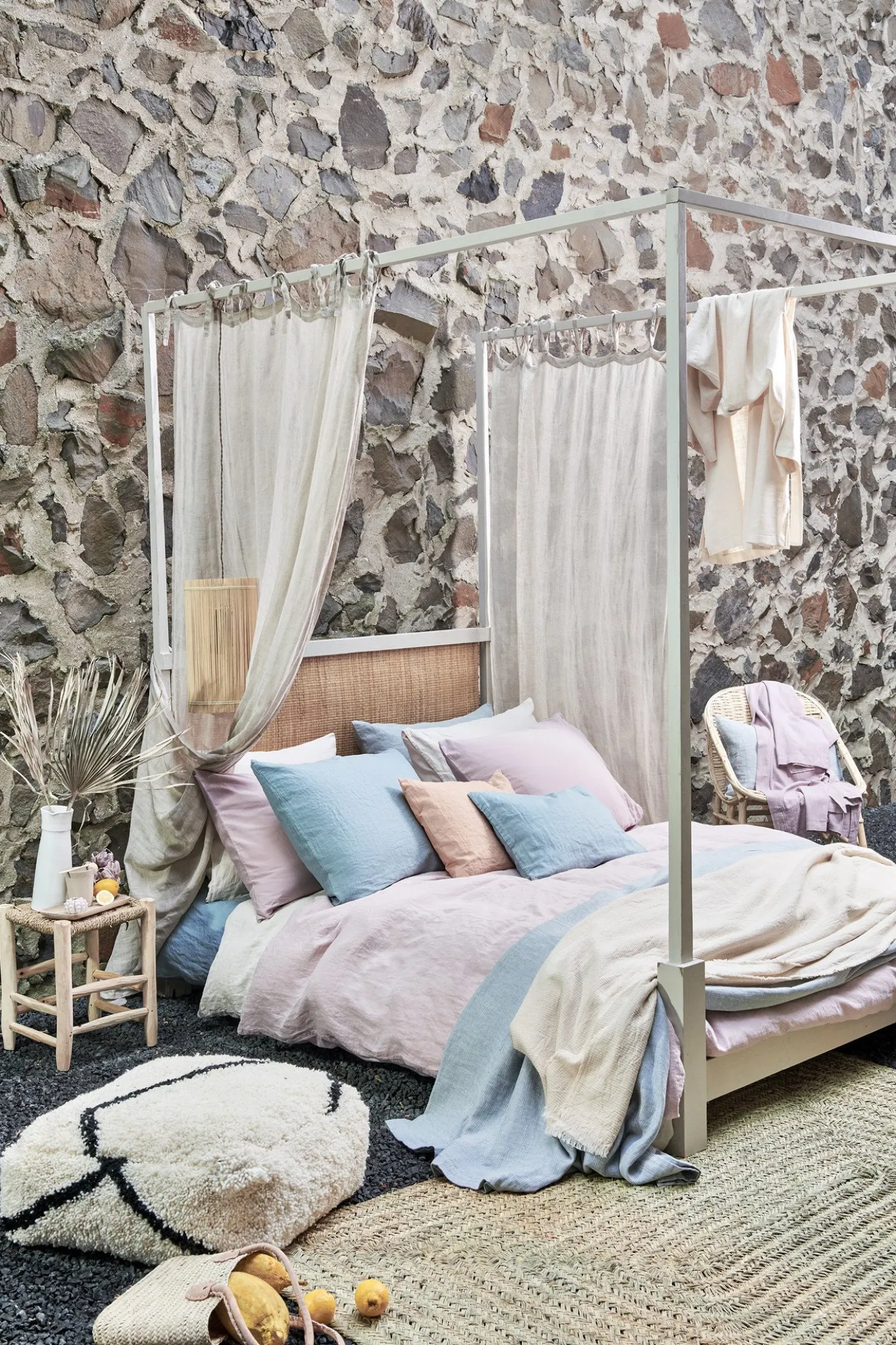 New Bath & Living Vandyck Pillowcase PURE 07 Viola 60x70 cm (linen / satin cotton) PRSA17207
