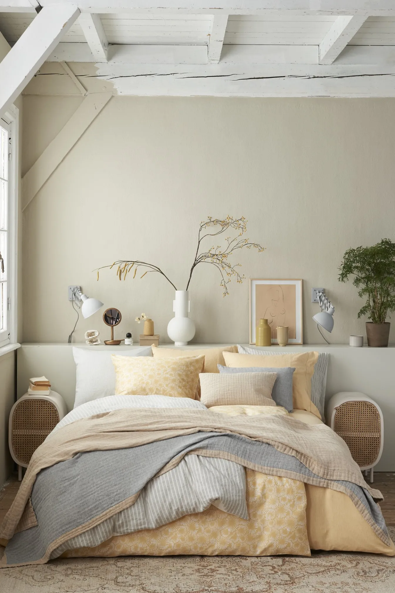New Bath & Living Vandyck PURE 45 plaid / bedspread 160x250 cm Light Honey (cotton / linen)