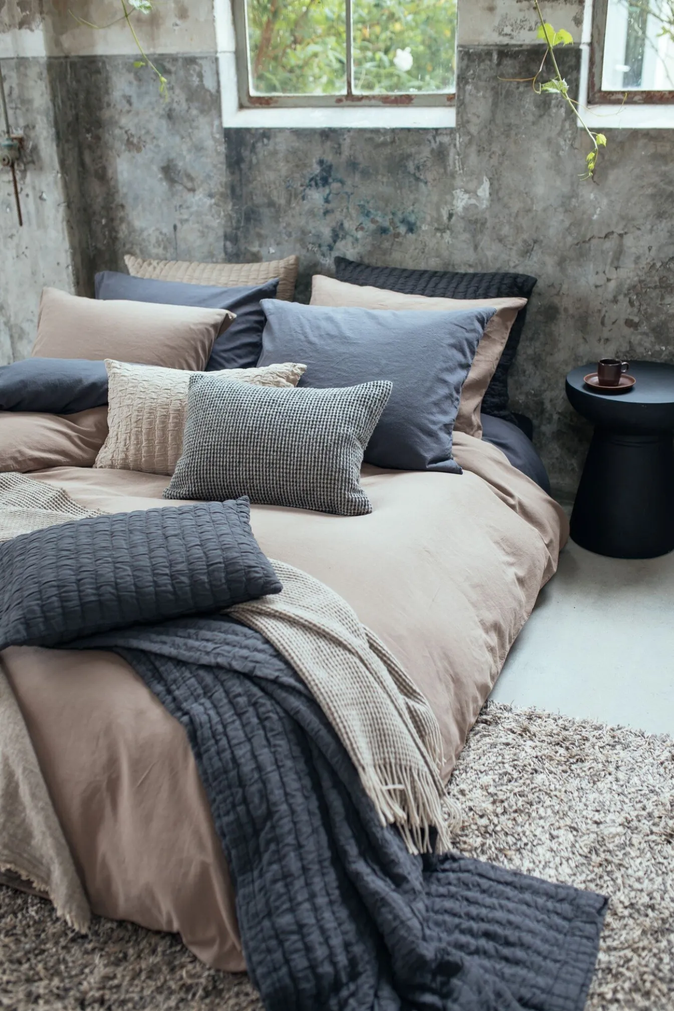 Sale Bath & Living Vandyck PURE 64 plaid/bedspread 180x260 cm color Off Black (cotton)